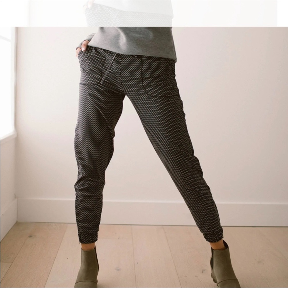 ▪️Albion Dash Jetsetters Joggers XL